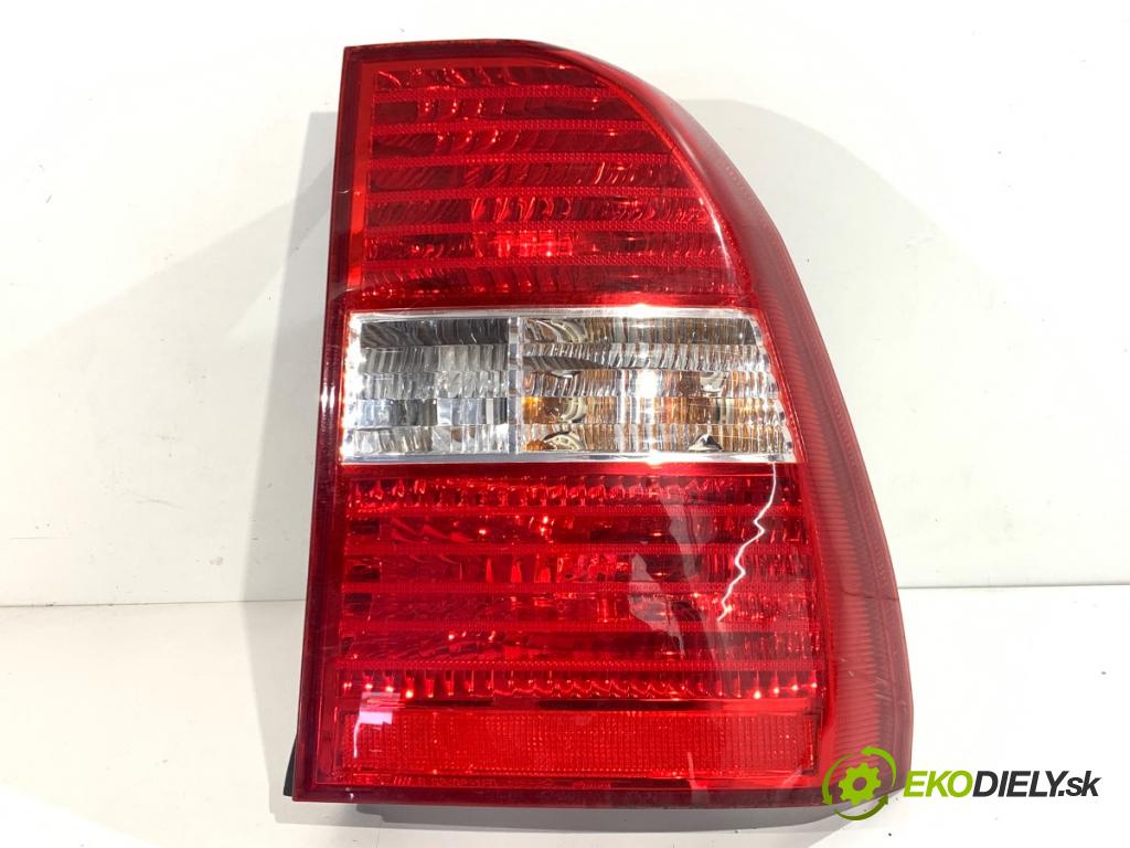 KIA SPORTAGE II SUV 2007 104 kW 2.0 i 16V 1975 Svetlo pravy zad 