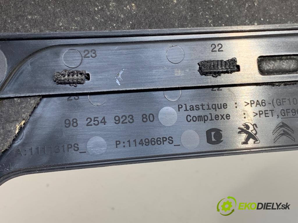 PEUGEOT 408 II liftback 2024 96 kW PureTech 130 (FPHNST) 1199 kryt motora 9825492380 (Kryt motoru )