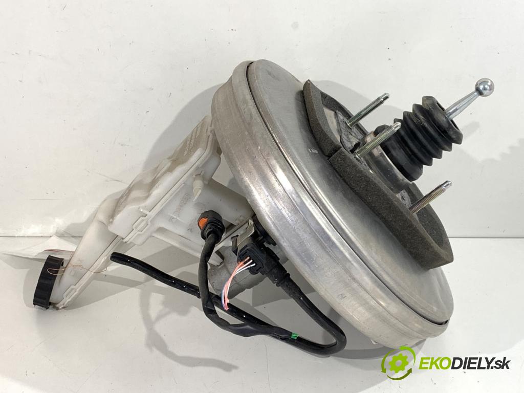 PEUGEOT 408 II liftback 2024 96 kW PureTech 130 (FPHNST) 1199 posilovač bŕzd 9829975280