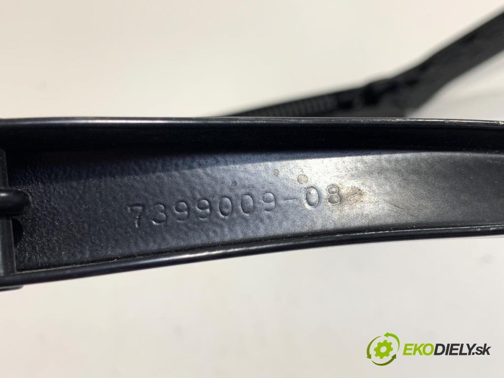 BMW G02 SUV 2024 265 kW M40 i xDrive 2998 ramena stěrače přední část 7399009