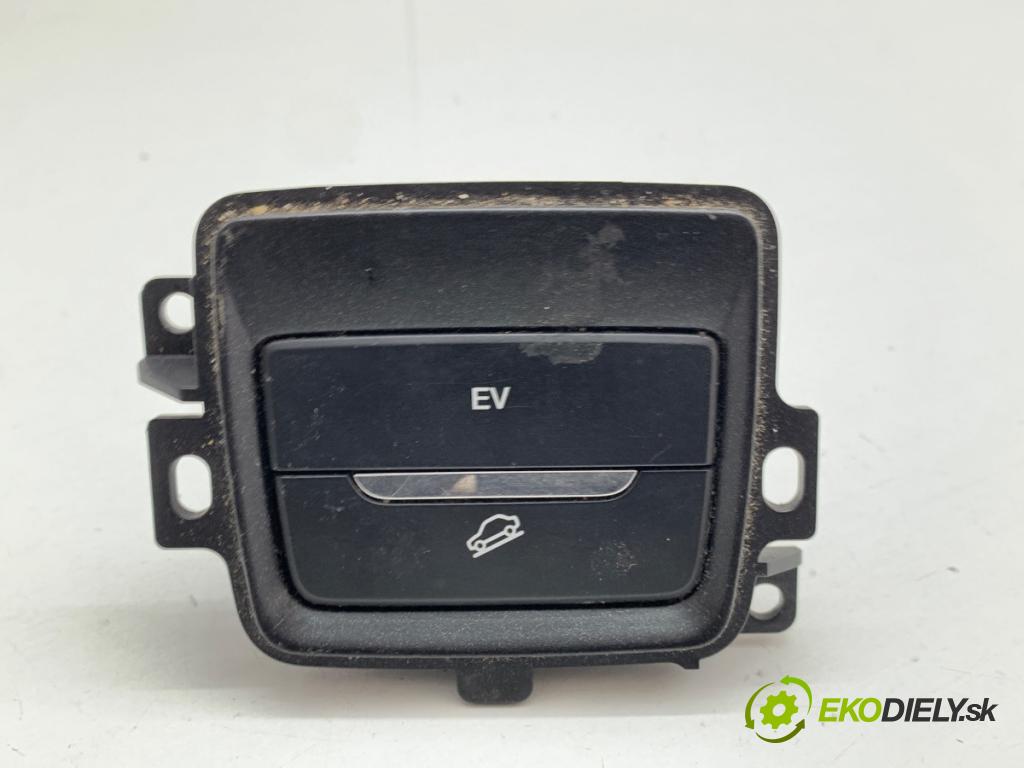 FORD MONDEO MK5 sedan 2018 138 kW 2.0 Hybrid 1999 vypínač ASISTENT: DOLŮ: FUSION usa HG9T13D734CAW