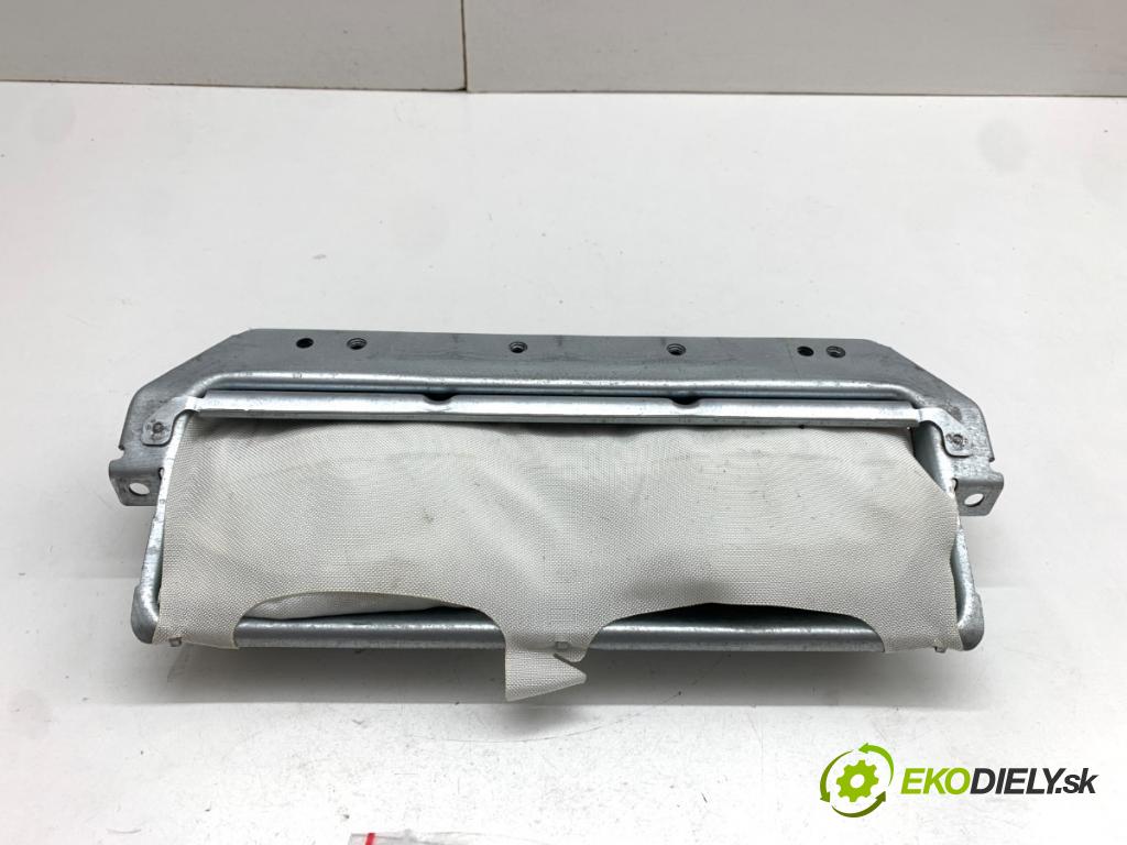 MERCEDES-BENZ C218 coupe 2014 300 kW CLS 500 (218.373) 4663 AirBag koleno: A2188600302
