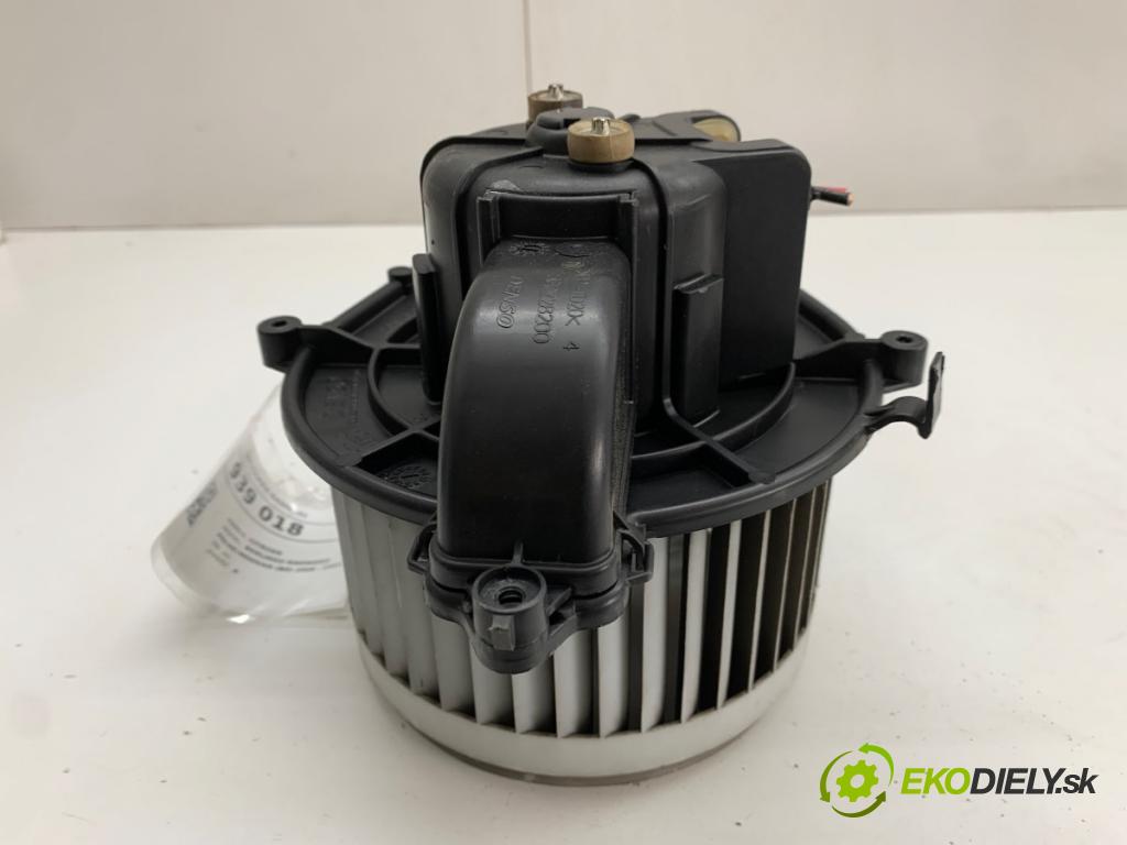 CITROEN BERLINGO II Nadwozie pełne/minivan 2014 68 kW 1.6 HDi 90 1560 ventilátor kúrenia 5G6928100