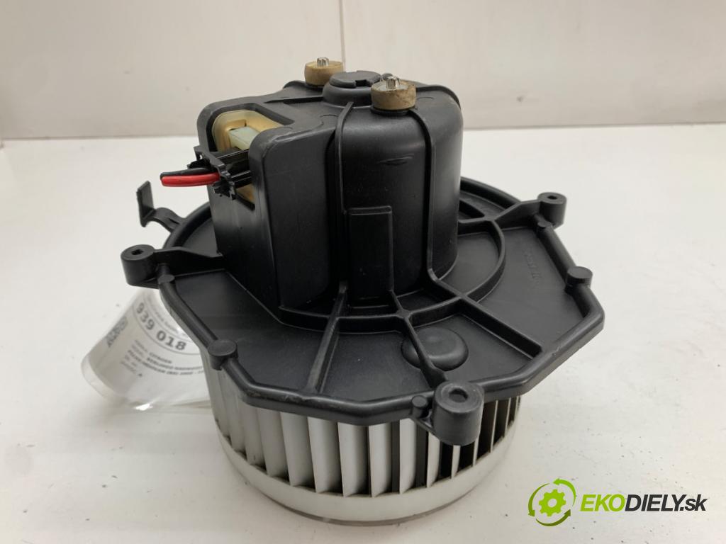 CITROEN BERLINGO II Nadwozie pełne/minivan 2014 68 kW 1.6 HDi 90 1560 ventilátor kúrenia 5G6928100