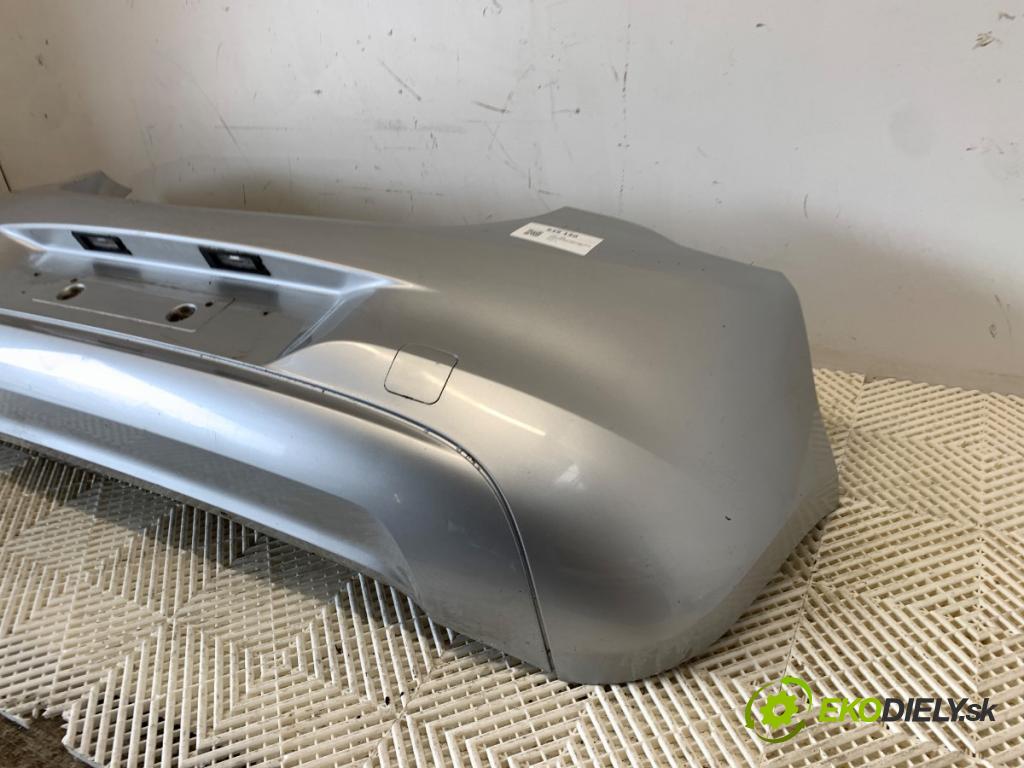 OPEL CORSA E liftback 2015 55 kW 1.4 (08) 1398 Nárazník zad  (Kľučka dverí ostatné)
