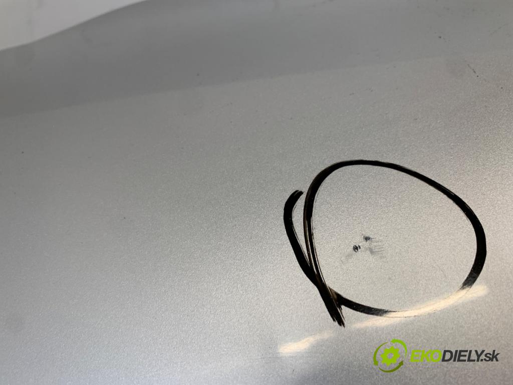 OPEL CORSA E liftback 2015 55 kW 1.4 (08) 1398 Nárazník zad  (Kľučka dverí ostatné)