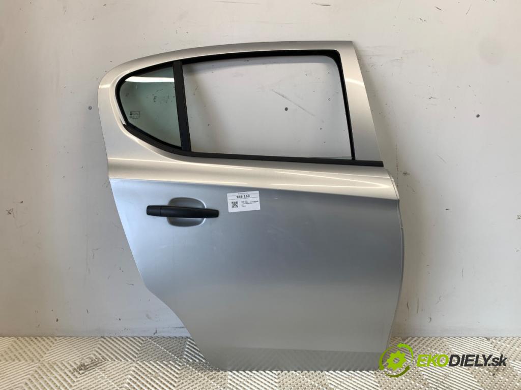 OPEL CORSA E liftback 2015 55 kW 1.4 (08) 1398 dveře pravý zadní část 