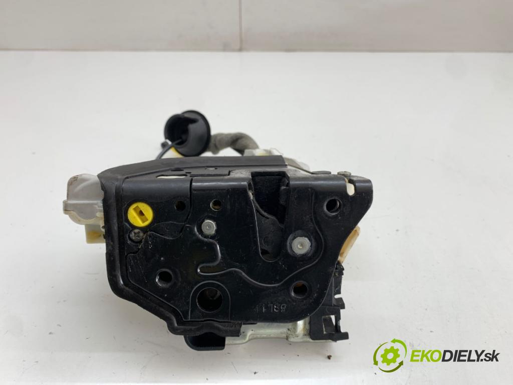 AUDI A6 C7 sedan 2011 180 kW 3.0 TDI quattro 2967 zámok Dvere ľavy zad 4G0839015