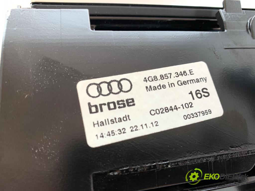 AUDI A6 C7 sedan 2011 180 kW 3.0 TDI quattro 2967 Dislpej 4G8857346E (Prístrojová doska)