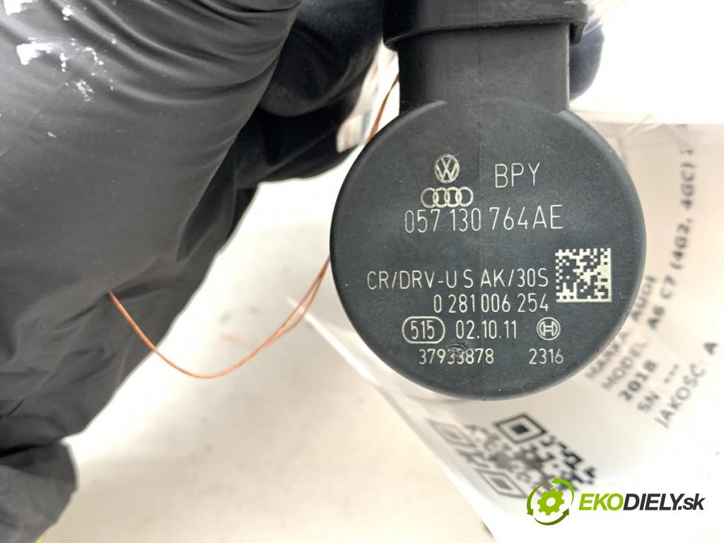 AUDI A6 C7 sedan 2011 180 kW 3.0 TDI quattro 2967 Regulátor tlaku paliva 057130764AE (Palivový systém ostatné)