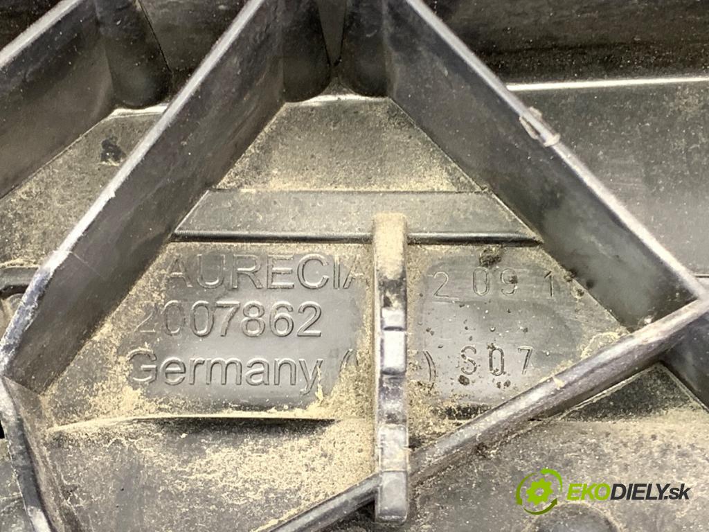 AUDI A6 C7 sedan 2011 180 kW 3.0 TDI quattro 2967 Držiak predný 4G0805594 (Výstuha predná)