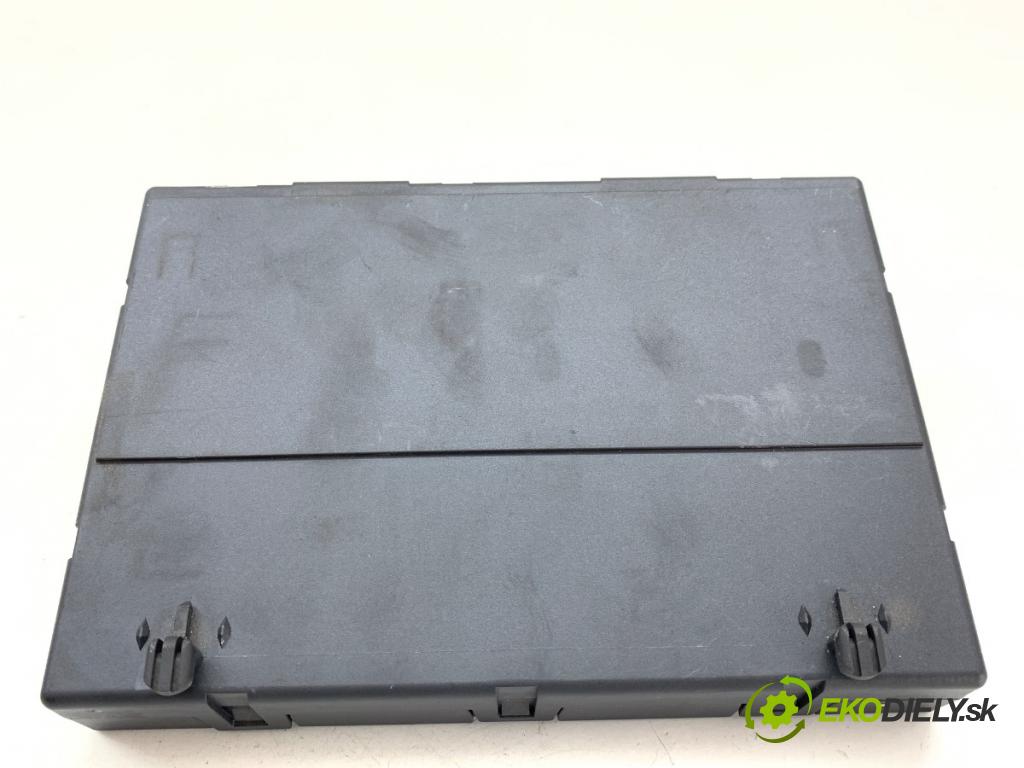 AUDI A6 C7 sedan 2011 180 kW 3.0 TDI quattro 2967 modul sedačky 4G8959760