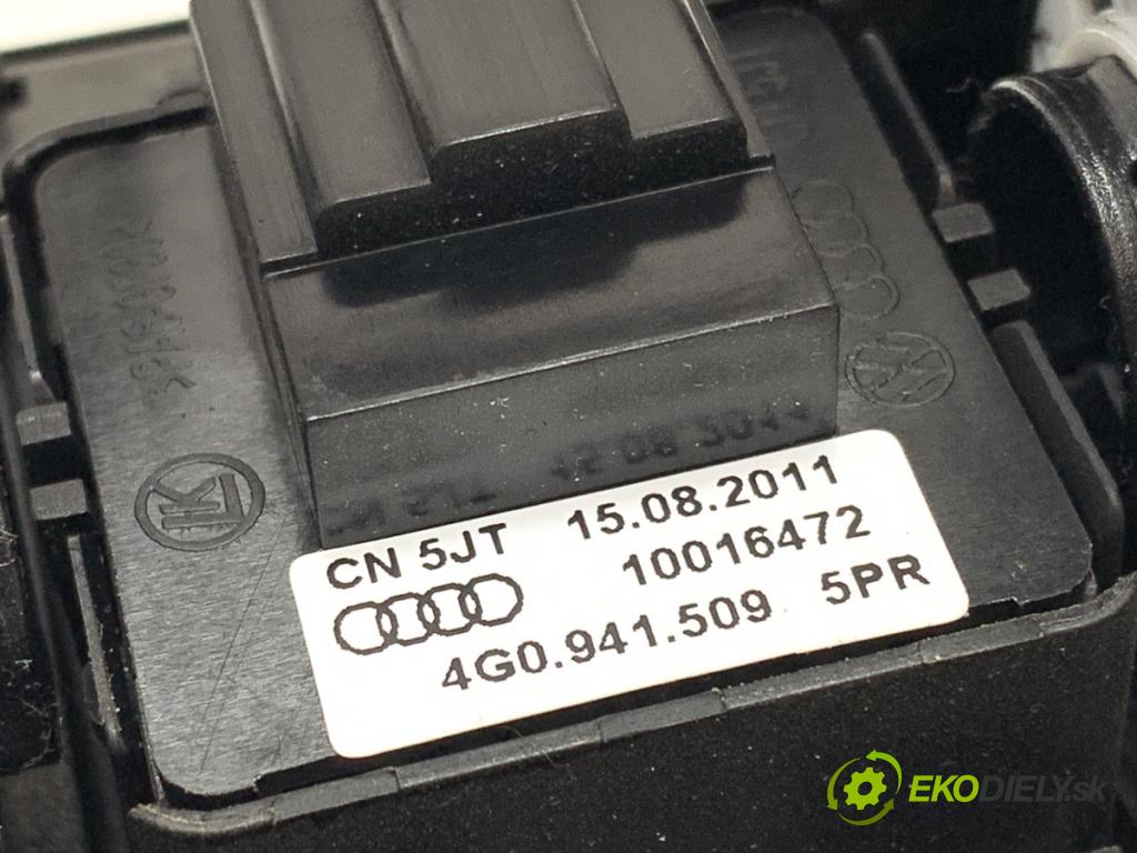 AUDI A6 C7 sedan 2011 180 kW 3.0 TDI quattro 2967 Mriežky kúrenia predný stredna 4G0941509