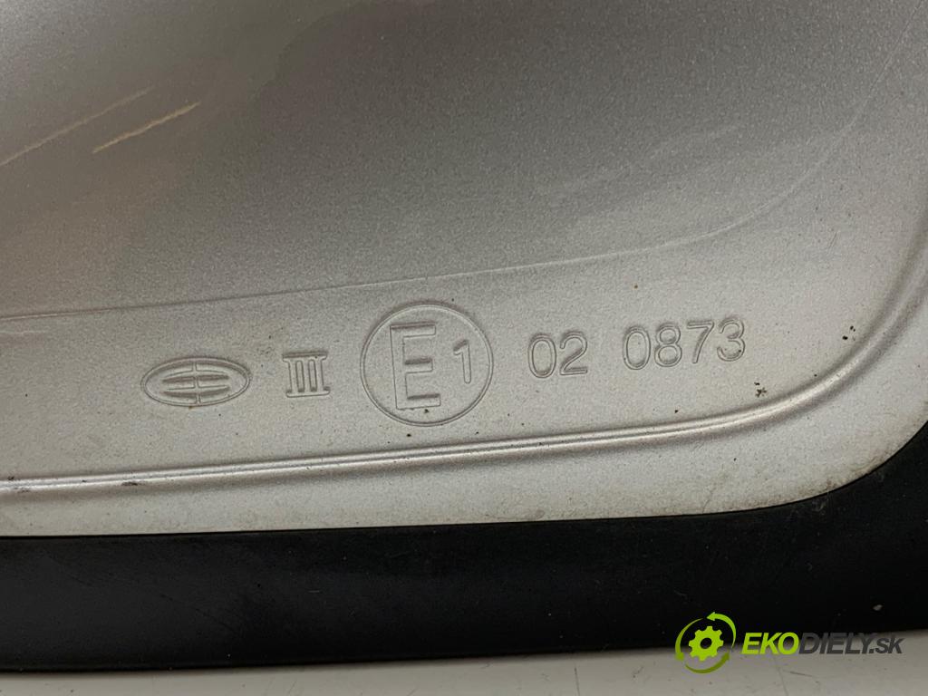 OPEL CORSA E liftback 2015 55 kW 1.4 (08) 1398 Spätné zrkadlo pravy