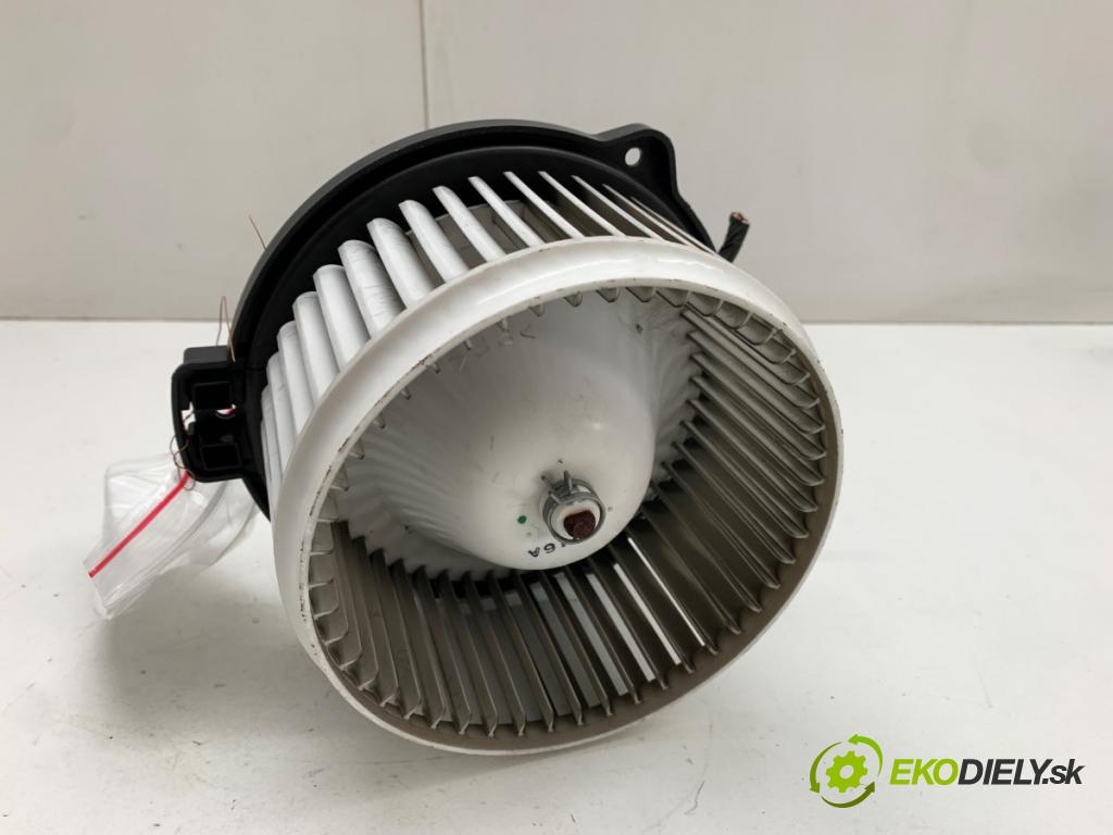 CHEVROLET CAPTIVA SUV 2010 100 kW 2.4 2405 ventilátor kúrenia 