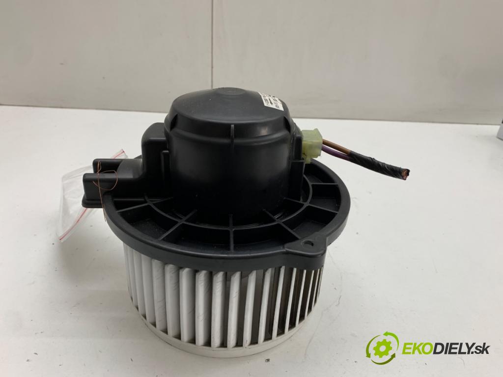 CHEVROLET CAPTIVA SUV 2010 100 kW 2.4 2405 ventilátor kúrenia