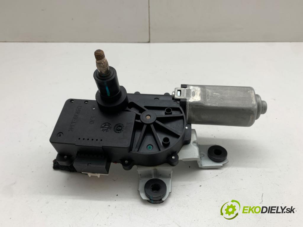 CHEVROLET CAPTIVA SUV 2010 100 kW 2.4 2405 Motor stieračov zad 96627058