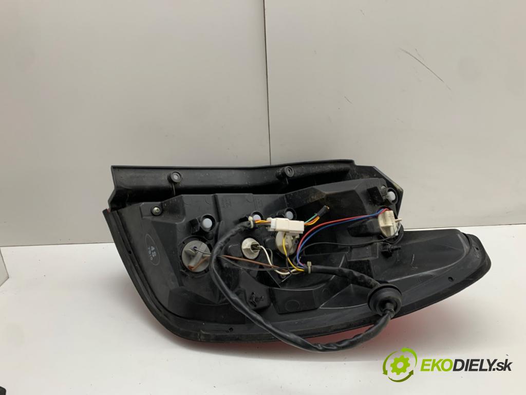CHEVROLET CAPTIVA SUV 2010 100 kW 2.4 2405 světlo levý zadní část 20946135