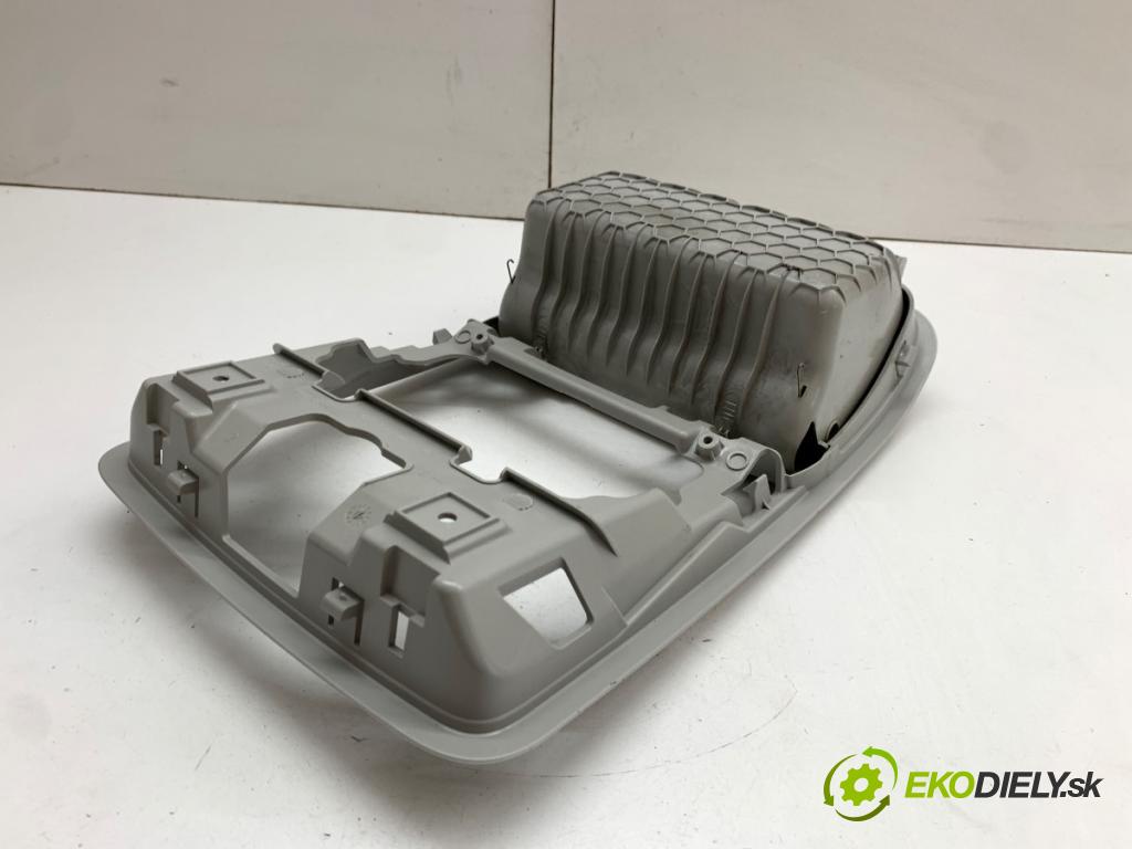 SEAT ATECA SUV 2017 110 kW 2.0 TDI 4Drive 1968 přihrádka kastlík na skla 5E0868837A