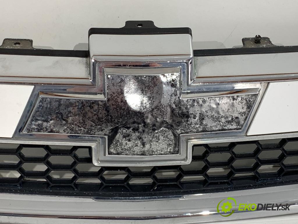 CHEVROLET CAPTIVA SUV 2010 100 kW 2.4 2405 mřížka maska 96442718 (Přední mřížka (maska chladiče))