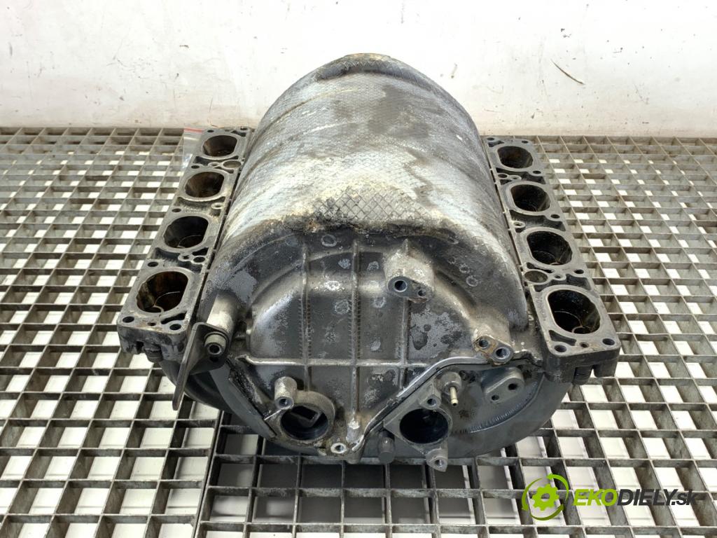 AUDI A8 D3 sedan 2002 246 kW 4.2 quattro 4172 potrubí sání  (Sací potrubí)