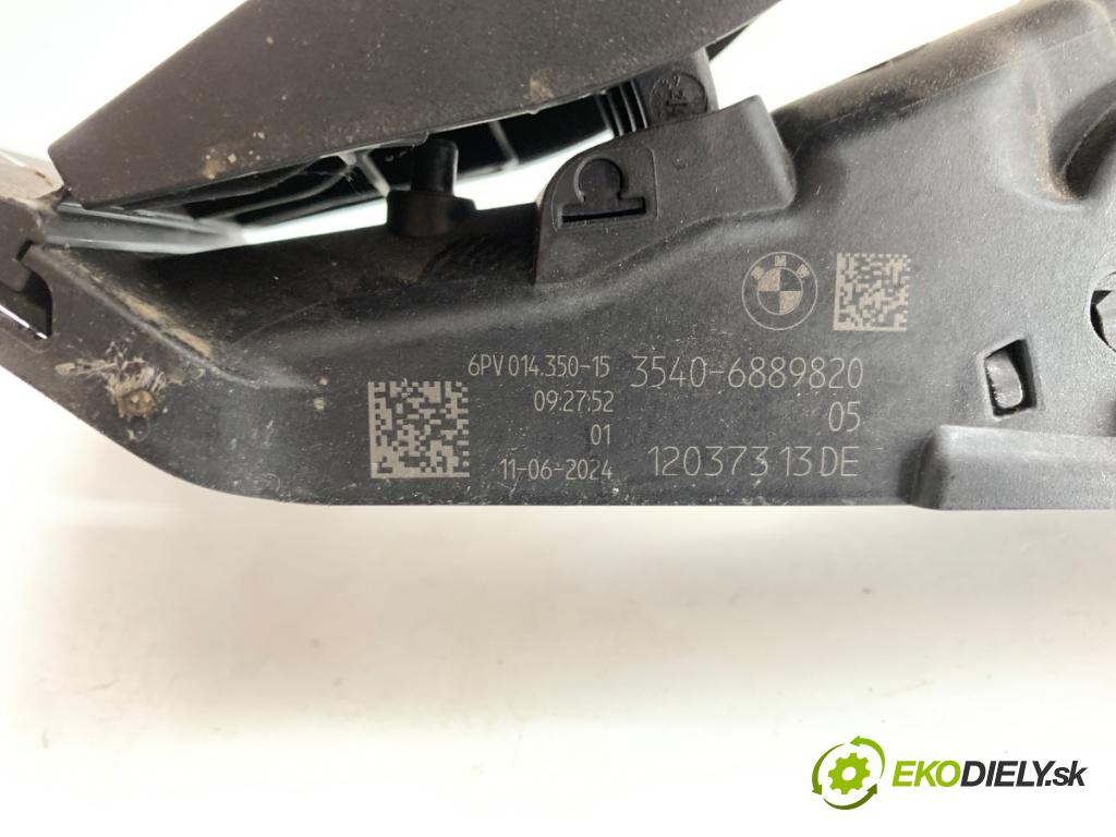 BMW G02 SUV 2024 265 kW M40 i xDrive 2998 potenciometr plynového pedálu 6889820 (Potenciometr plynového pedálu)