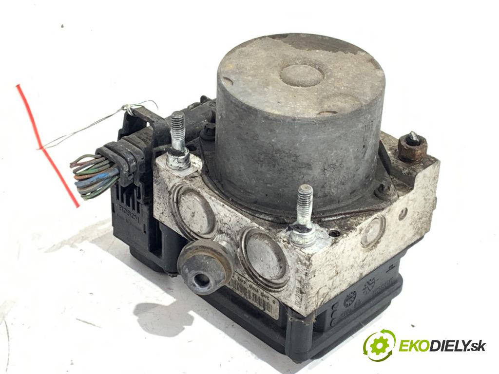 MITSUBISHI COLT VI liftback 2007 70 kW 1.3 1332 Pumpa ABS A4544200975 (Pumpa ABS)