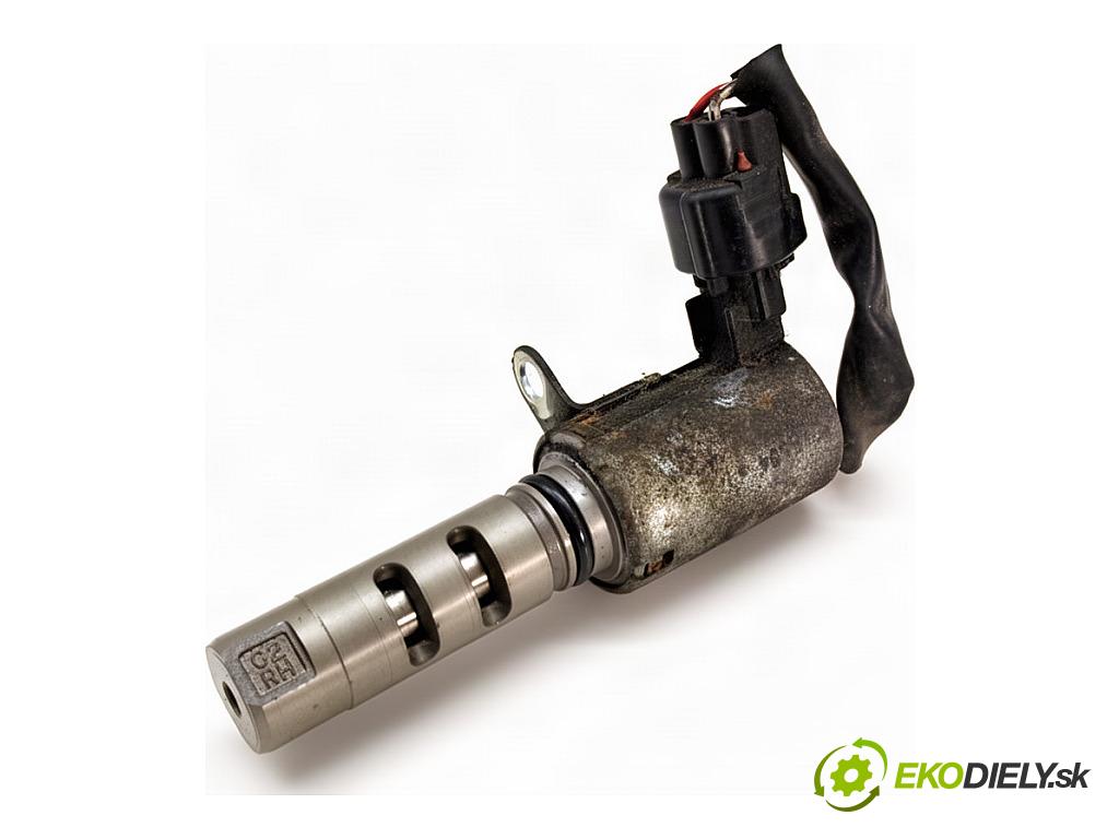 MITSUBISHI COLT VI liftback 2007 70 kW 1.3 1332 snímač variabilní fázy MR984259 (Snímač)