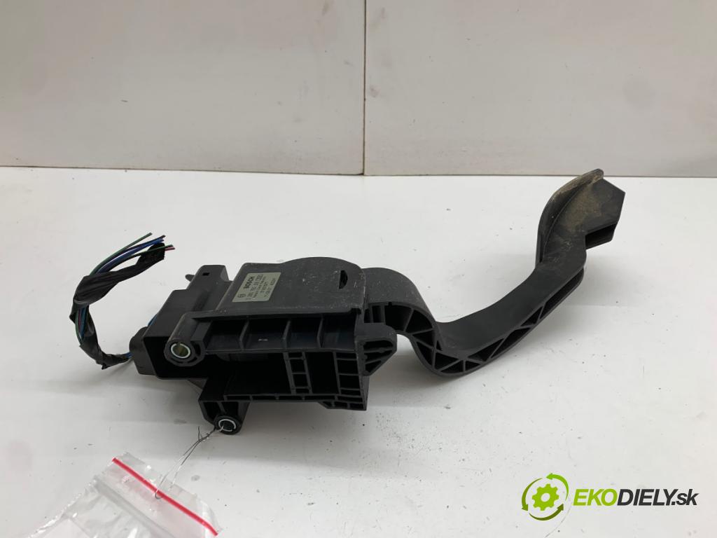 PEUGEOT BIPPER Nadwozie pełne/minivan 2011 55 kW 1.3 HDi 75 1248 Potenciometer plynu 51801577 (Potenciometer plynového pedálu)