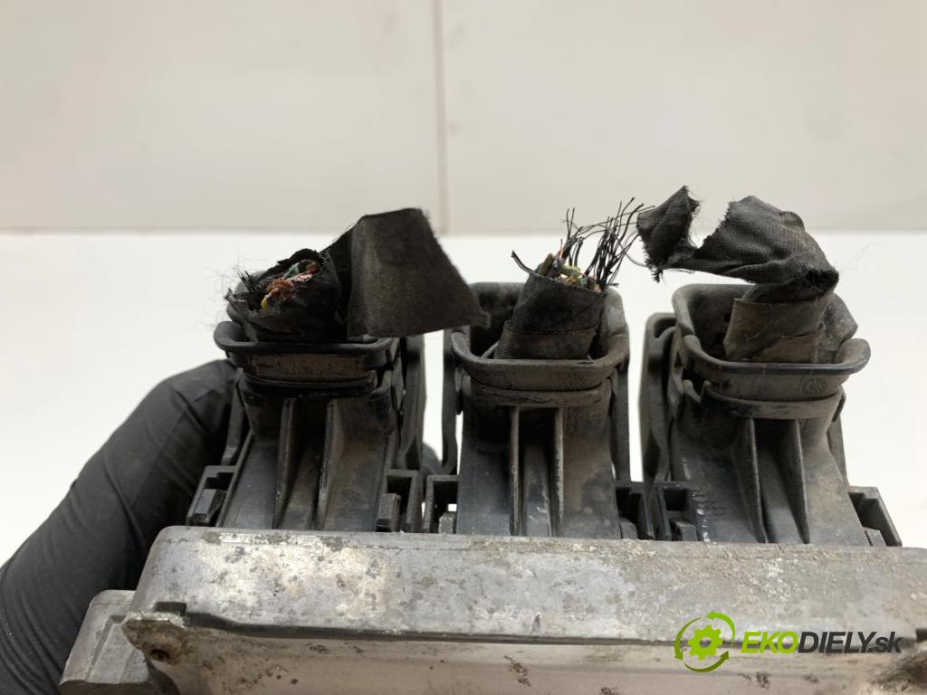 OPEL CORSA E liftback 2015 55 kW 1.4 (08) 1398 riadiaca jednotka Motor 12669134 (Riadiaca jednotka)