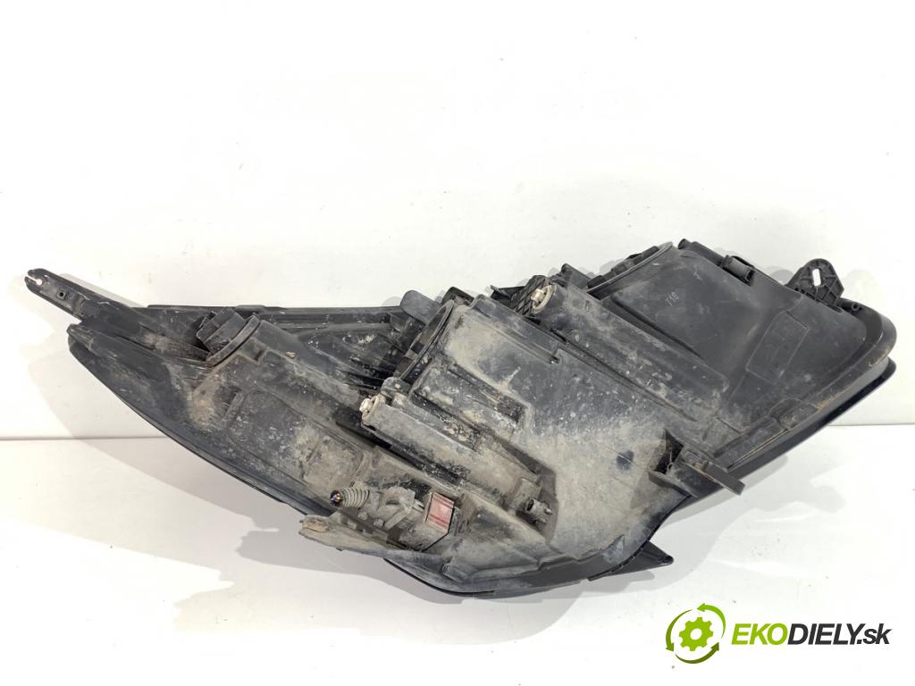 OPEL CORSA E liftback 2015 55 kW 1.4 (08) 1398 Svetlomet ľavy predný 13381335