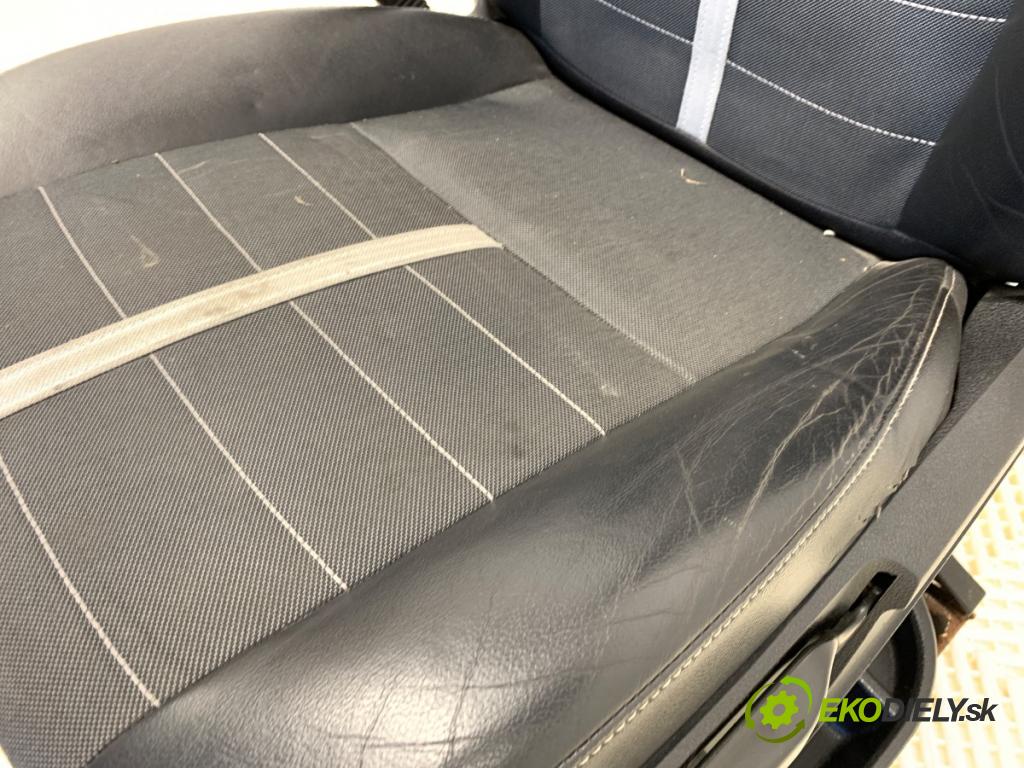 FORD KUGA I SUV 2010 120 kW 2.0 TDCi 4x4 1997 Sedadlo ľavy predný