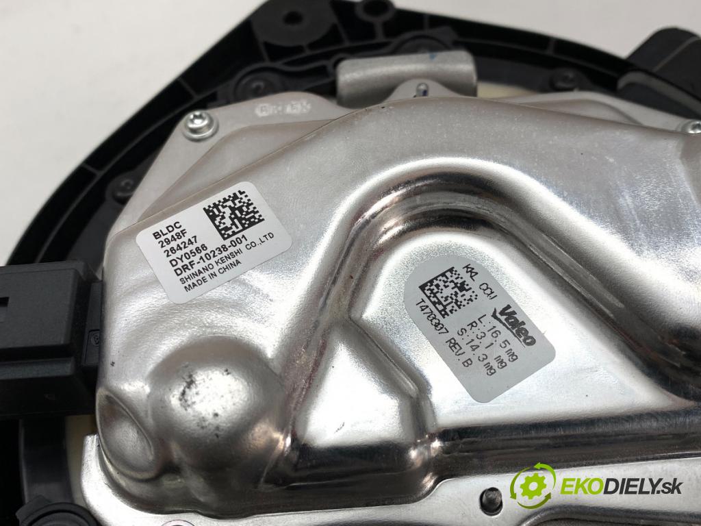 BMW G02 SUV 2024 265 kW M40 i xDrive 2998 ventilátor kúrenia T470307