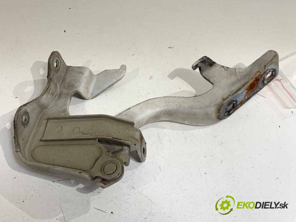 CHEVROLET CAPTIVA SUV 2010 100 kW 2.4 2405 Záves kapoty ľavy predný 