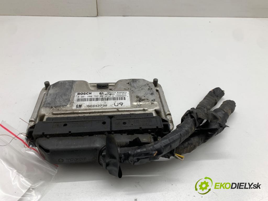 CHEVROLET CAPTIVA SUV 2010 100 kW 2.4 2405 riadiaca jednotka Motor 96842730 (Riadiaca jednotka)