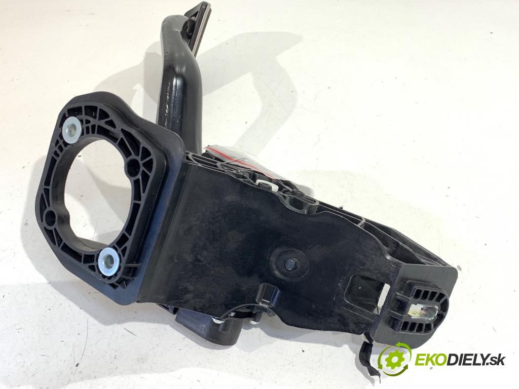 BMW G02 SUV 2024 265 kW M40 i xDrive 2998 pedal brzdy 6874285
