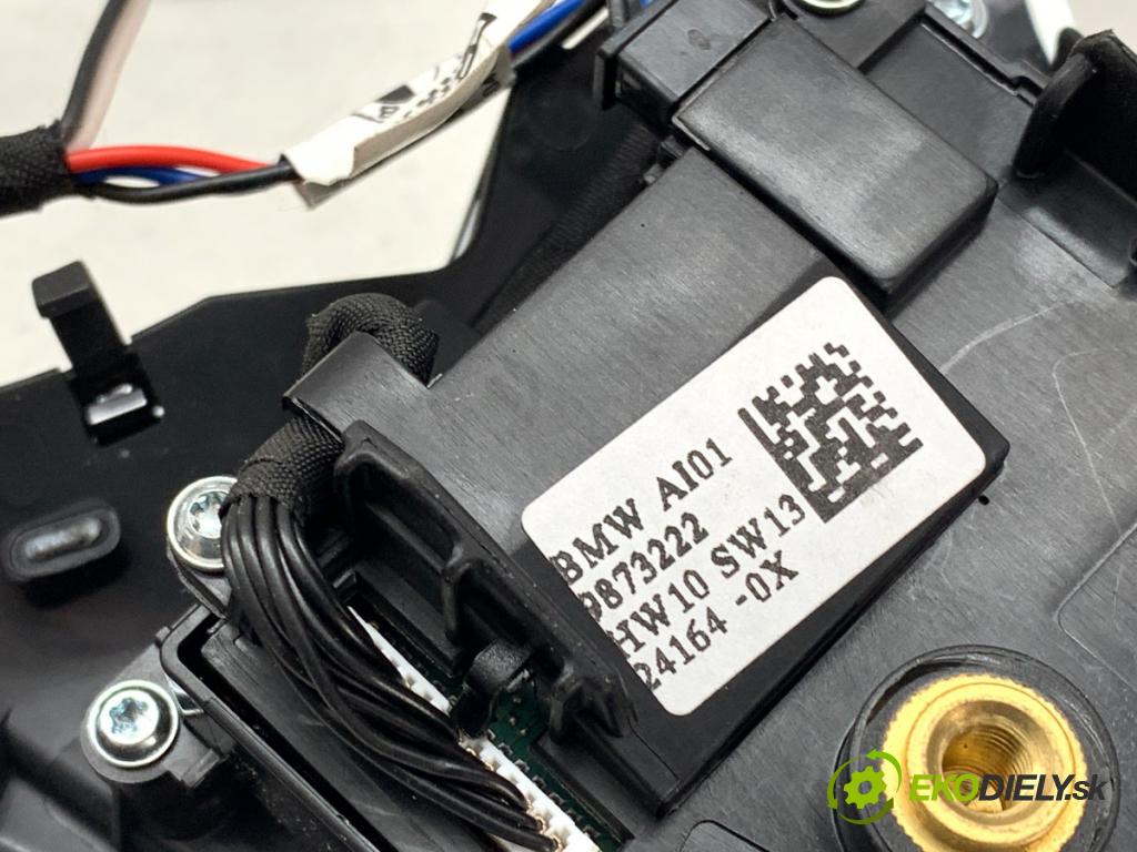 BMW G02 SUV 2024 265 kW M40 i xDrive 2998 SPÍNAČE: volantu 9873222