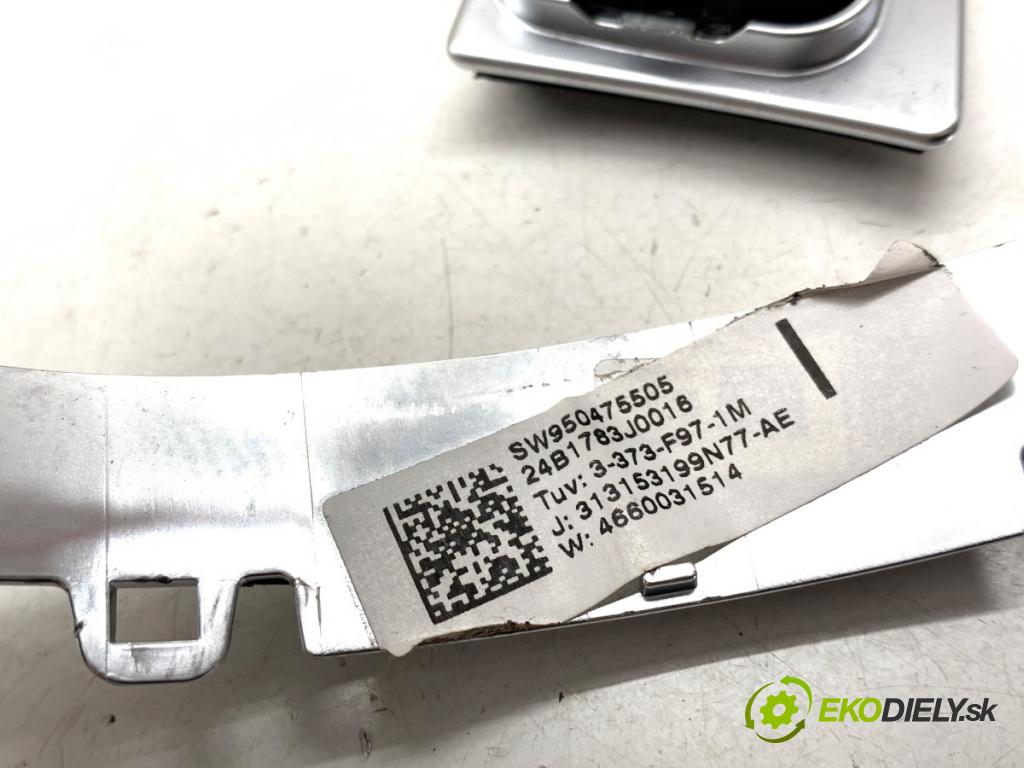 BMW G02 SUV 2024 265 kW M40 i xDrive 2998 SPÍNAČE: volantu 9873222