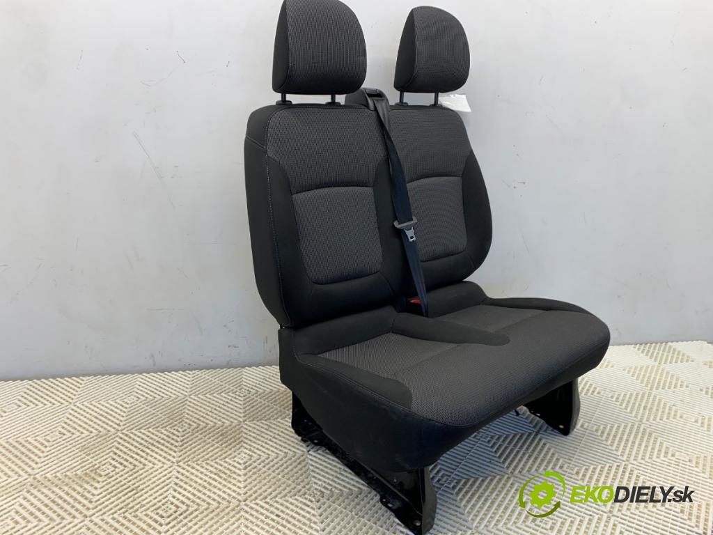 RENAULT TRAFIC III Skrzynia 2023 81 kW 2.0 dCi 110 (FGMW) 1997 Sedadlo pravy predný