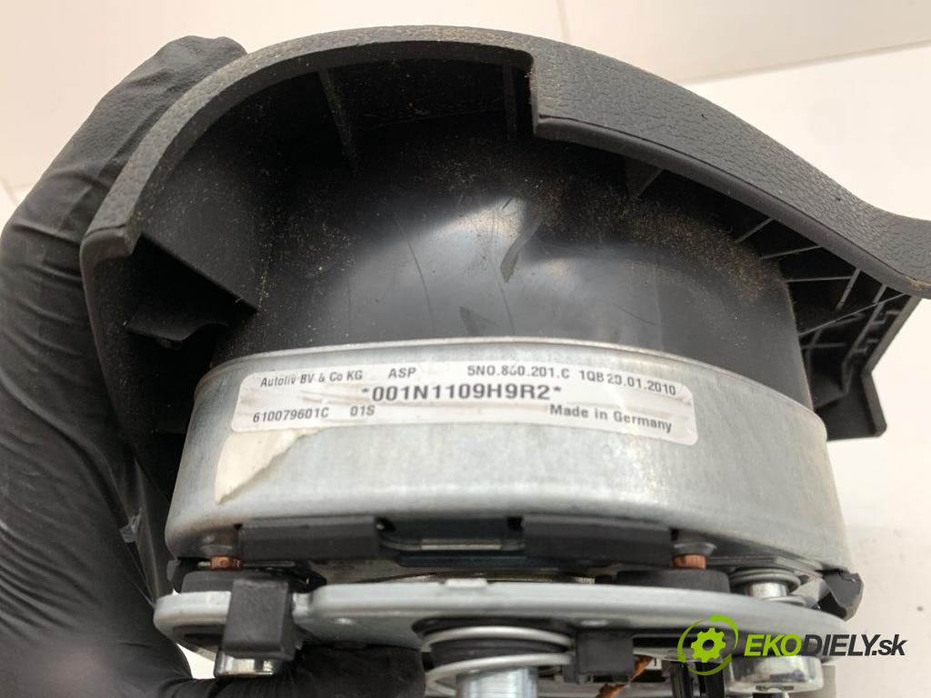VW TIGUAN SUV 2010 103 kW 2.0 TDI 1968 AirBag volantu 5N0880201C (Airbag)
