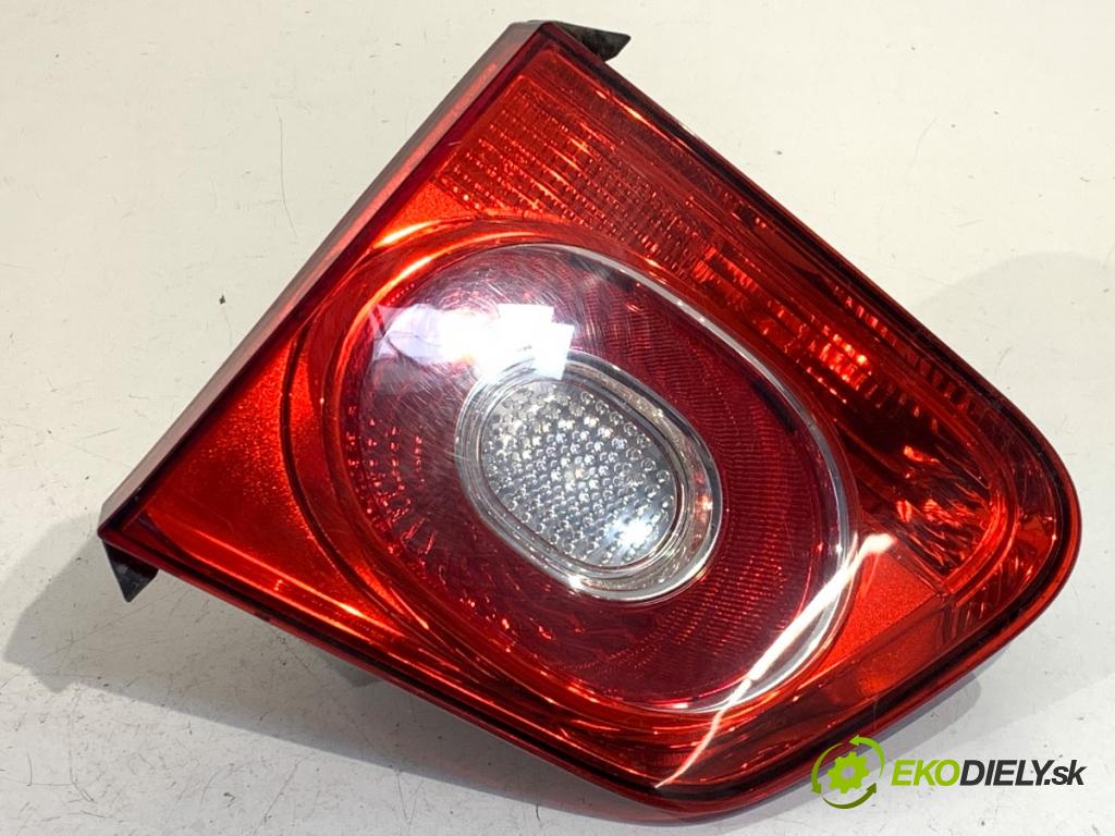 VW TIGUAN SUV 2010 103 kW 2.0 TDI 1968 Svetlo pravy zad vnútorná 5N0945094B