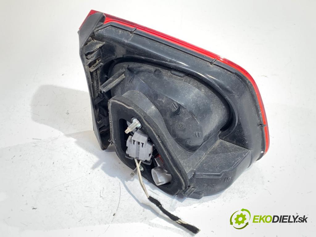VW TIGUAN SUV 2010 103 kW 2.0 TDI 1968 Svetlo pravy zad vnútorná 5N0945094B