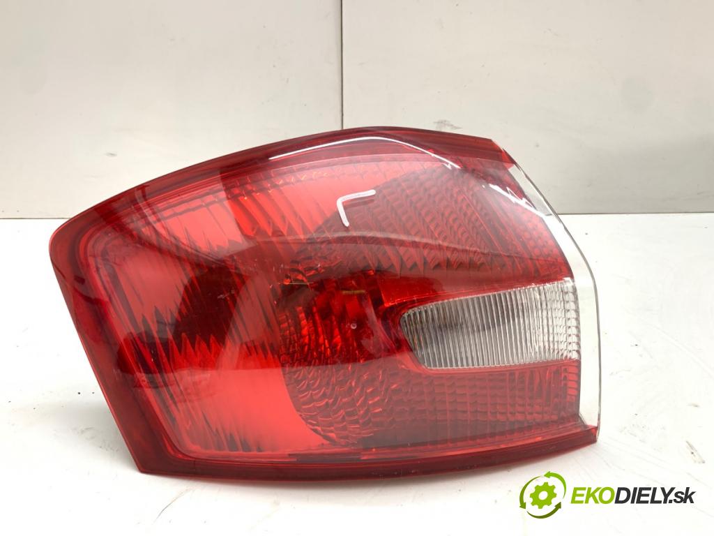 FORD KUGA I SUV 2010 120 kW 2.0 TDCi 4x4 1997 Svetlo ľavy zad 
