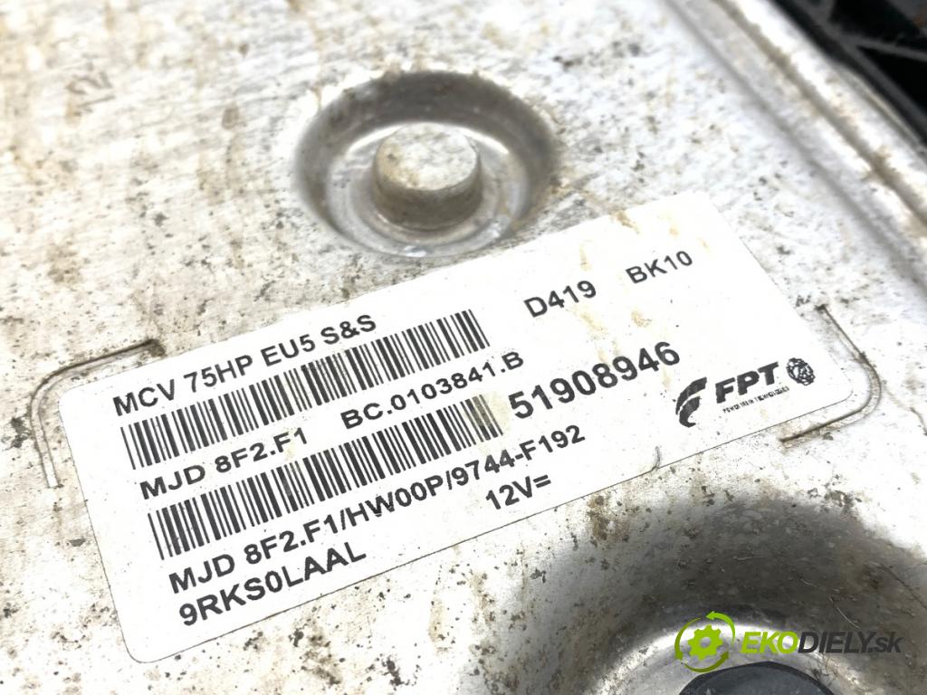 PEUGEOT BIPPER Nadwozie pełne/minivan 2011 55 kW 1.3 HDi 75 1248 riadiaca jednotka Motor 51908946 (Riadiaca jednotka)