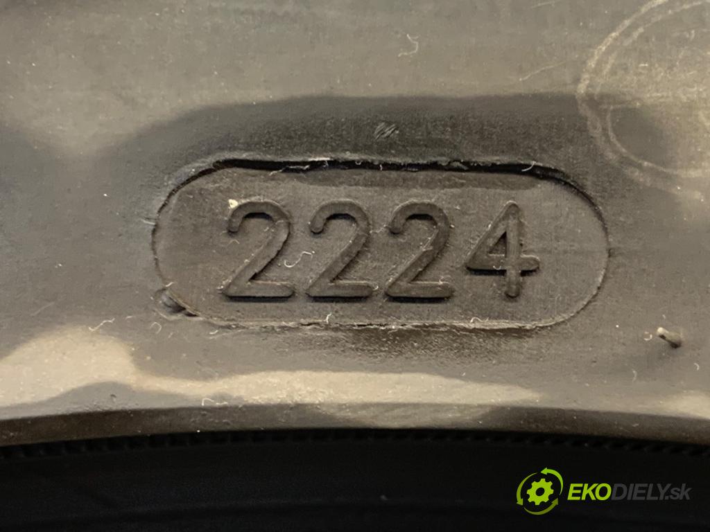 --- ---      PNEUMATIKY: zima 2X 235/45 R18 IMPERIAL: