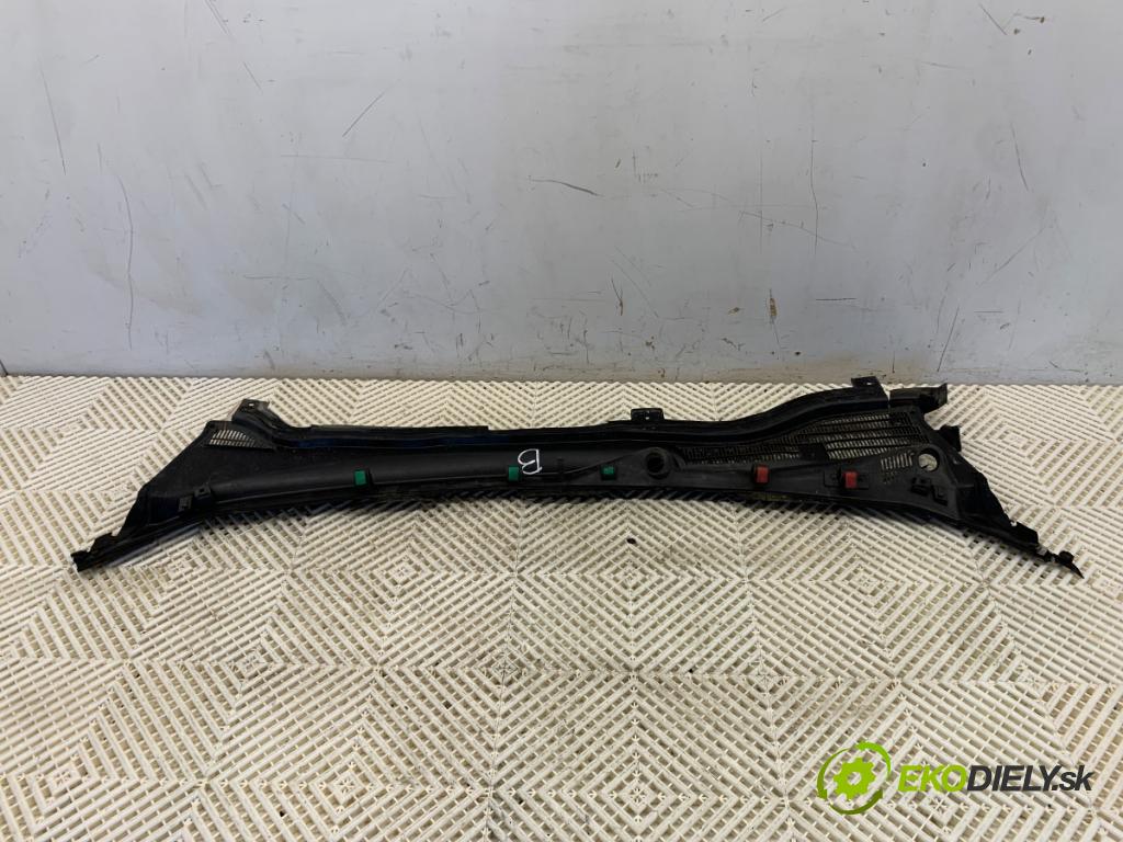 PEUGEOT BIPPER Nadwozie pełne/minivan 2011 55 kW 1.3 HDi 75 1248 Torpédo, plast pod čelné okno 1311909070 (Torpédo (plast pod čelným sklom))