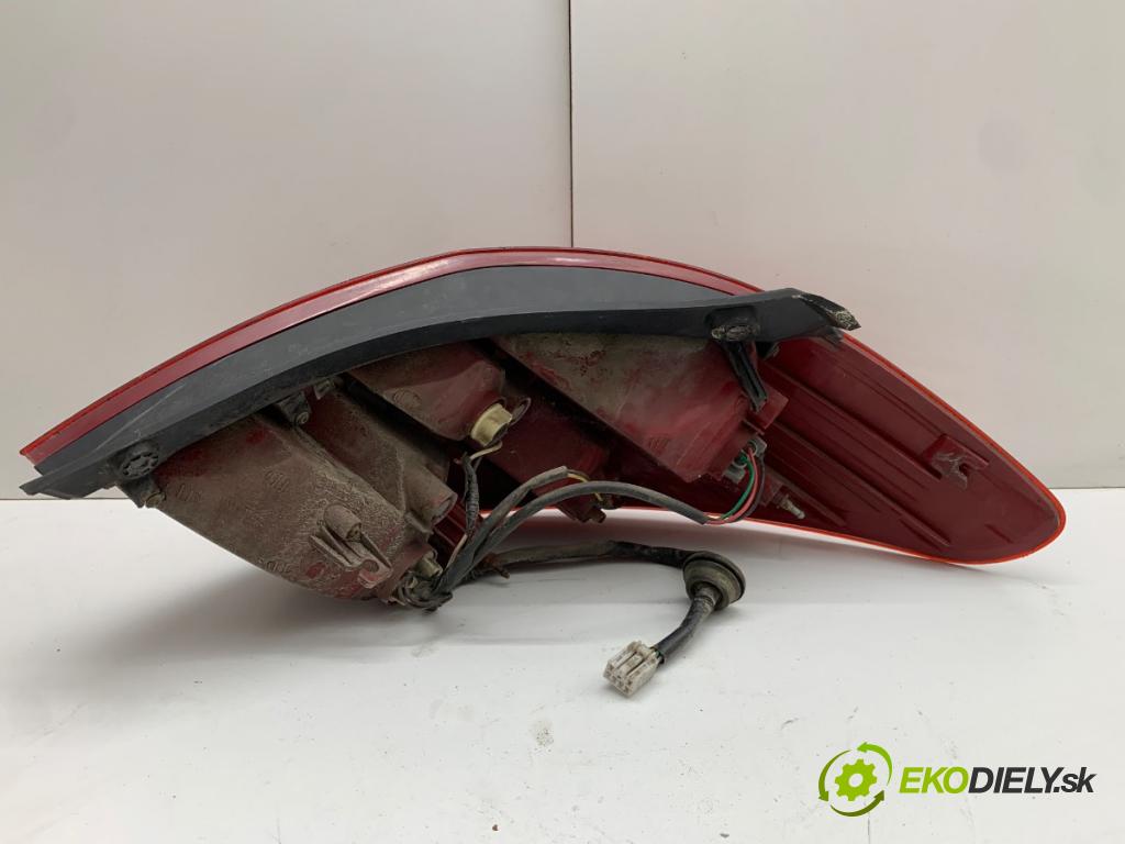 HYUNDAI i20 liftback 2009 57 kW 1.2 1248 Svetlo ľavy zad