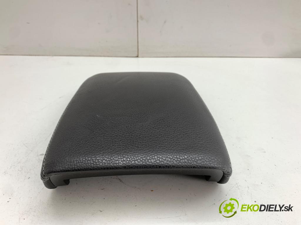 VW SCIROCCO III coupe 2009 118 kW 1.4 TSI 1390 Lakťová opierka  (Lakťová opierka)