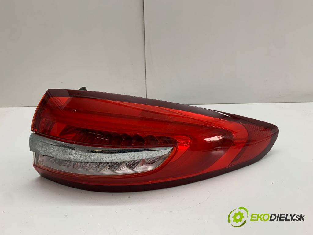 FORD MONDEO MK5 sedan 2018 138 kW 2.0 Hybrid 1999 světlo pravý zadní část 