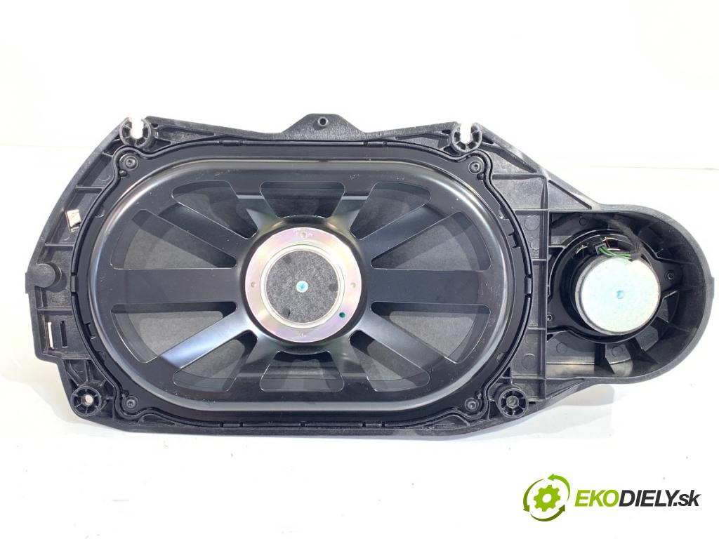 MERCEDES-BENZ C218 coupe 2014 300 kW CLS 500 (218.373) 4663 subwoofer A2128203502 (Audio zariadenie)